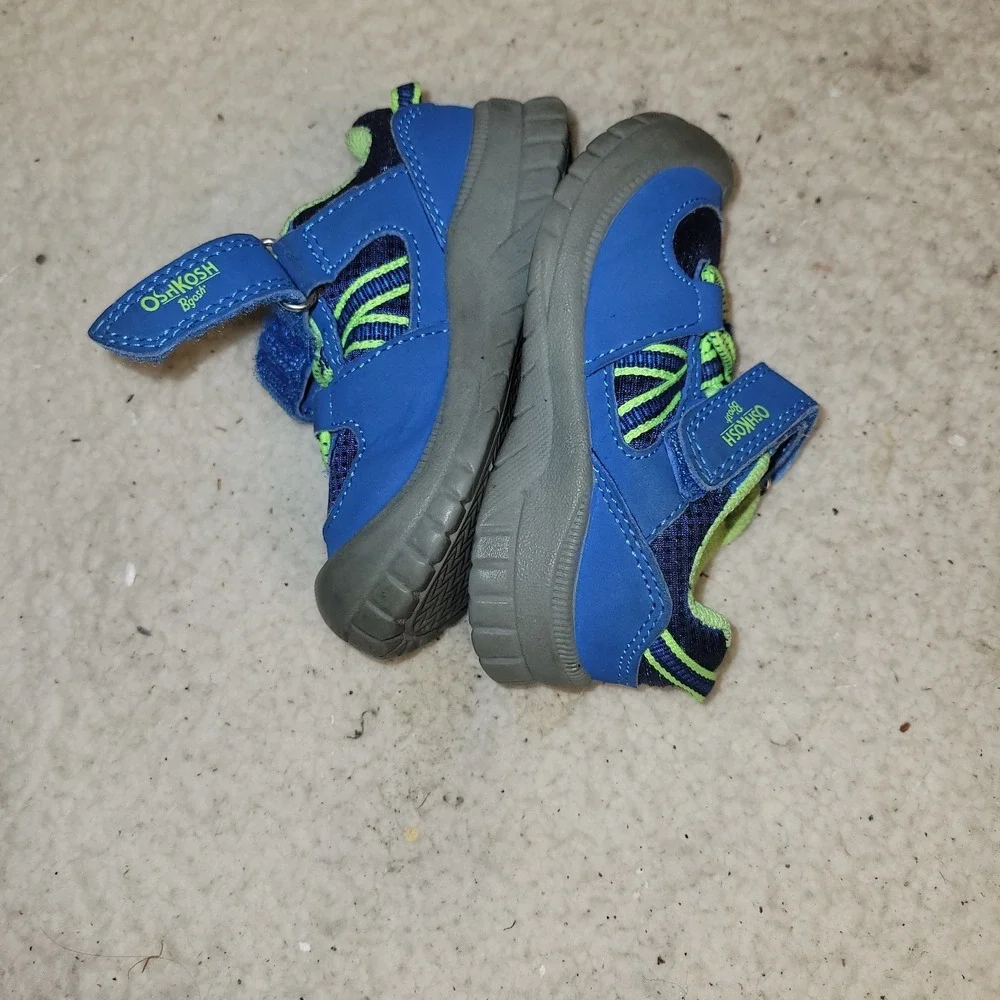 OshKosh B'gosh Toddler Water Shoes Blue‎ Green Hook Loop Size 5 EU 20